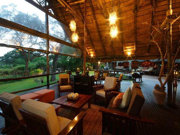 elephant-valley-lodge-20120613161900